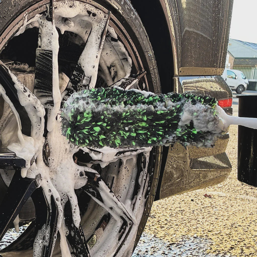 Alien Magic | Microfibre Wheel Brush