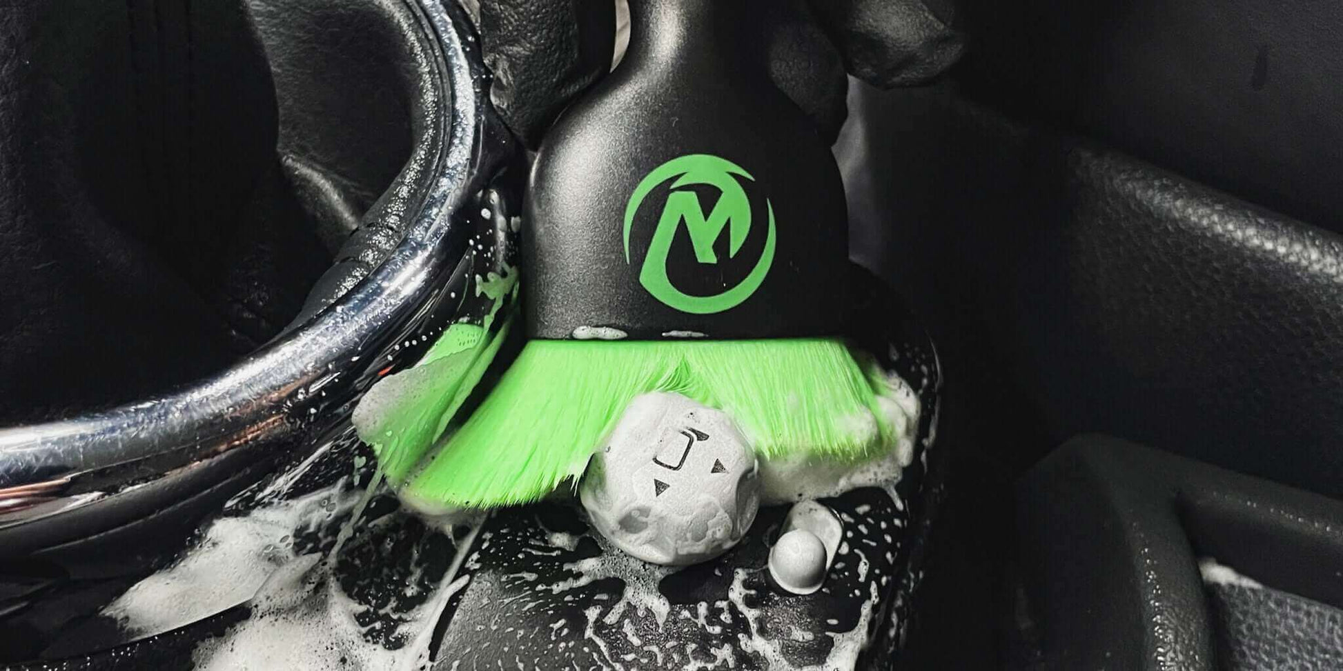 Alien Magic Interior Dusting Brush