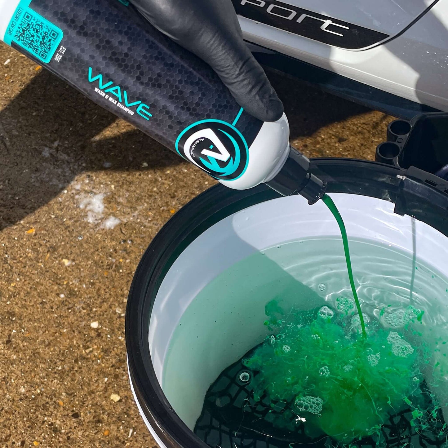 Alien Magic | Wave Wash & Wax Car Shampoo